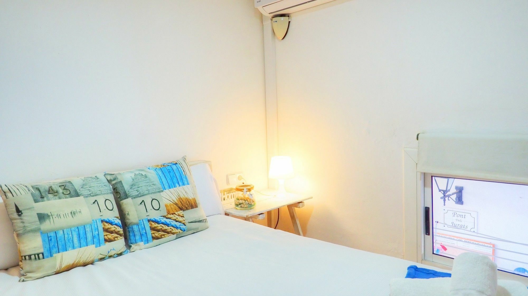 Calafat Apartment By Hello Apartments Σίτζες Εξωτερικό φωτογραφία